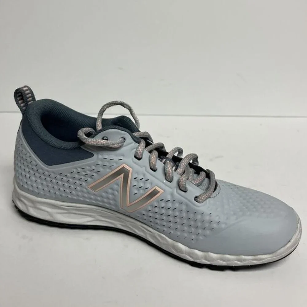 New Balance Women's Fresh Foam 806v1 Sneaker Blue, Size 7.5 D(W)